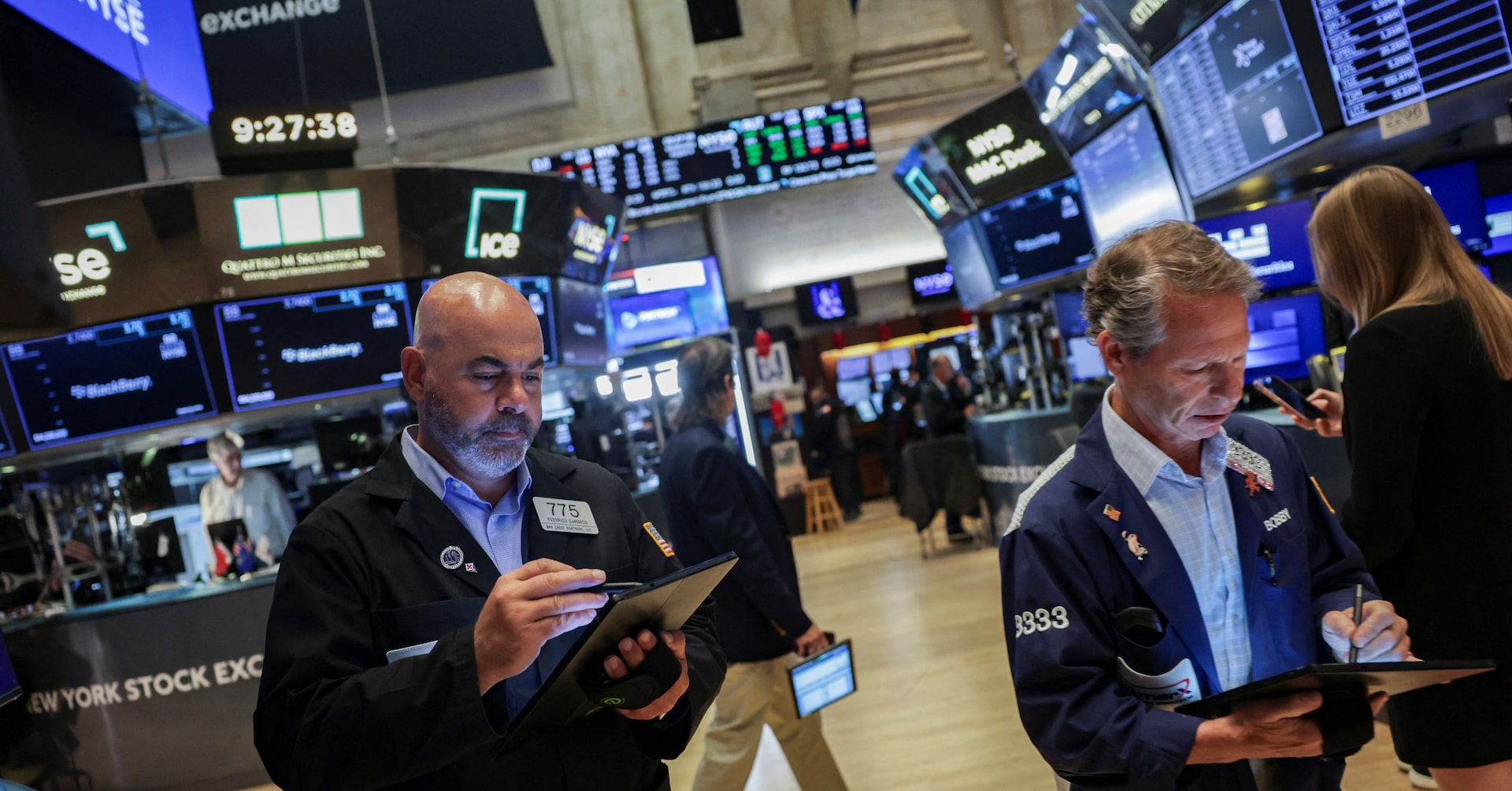 Stock dip, US yields fall as markets brace for big week for trade, geopolitics