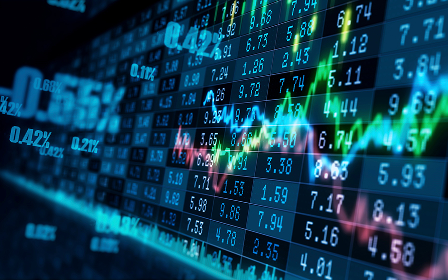 Photo: Stock market graph trading analysis investment financial, stock exchange financial or forex graph stock market graph chart business crisis crash loss and grow up gain and profits win up trend.