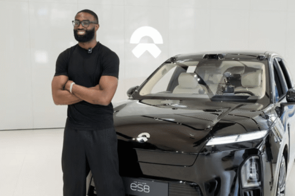 NBA Star Jaylen Brown Visits Nio in China, Praises China’s Tech [Video] – EV