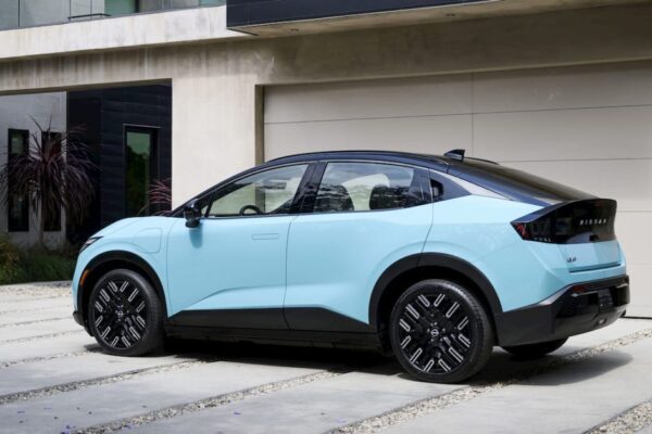 Global EV sales hit 10.7M in 2025 – Europe surges, US stalls