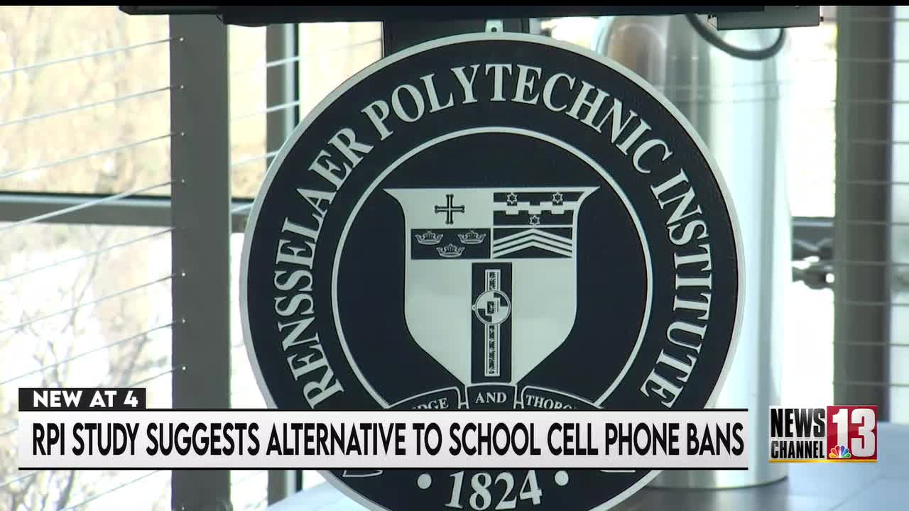 RPI says reward-based apps may help reduce student cell phone use