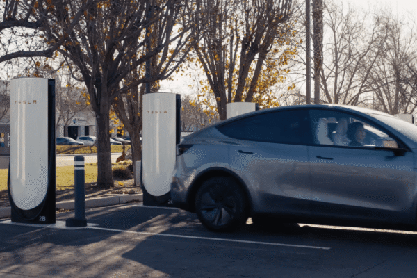 Tesla Superchargers Remain Top Choice in US EV Charging Market, JD Power Says – EV