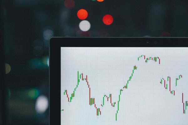 Waiting to Buy Stocks on a Dip? Here’s the S&P 500 Chart Level to Watch
