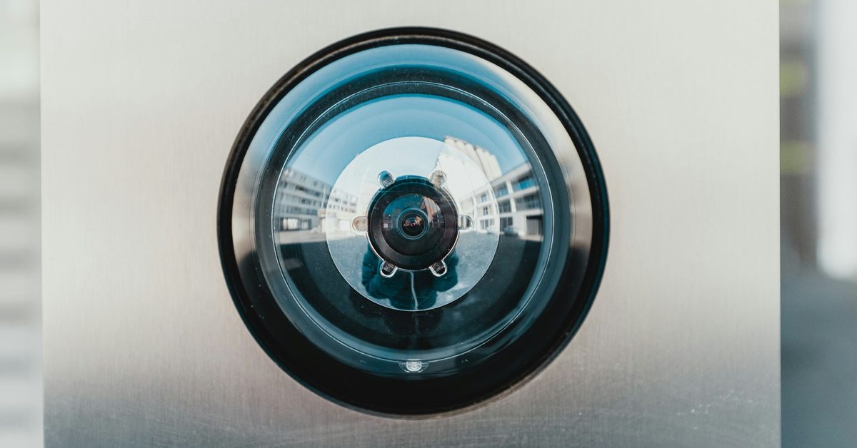 iPhones in Russia to preinstall state-backed messaging app