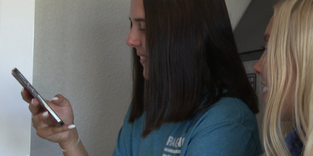 Schools prepare to enforce new cellphone law