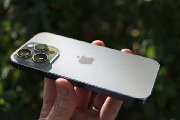 Apple iPhone 16 Pro REVIEW