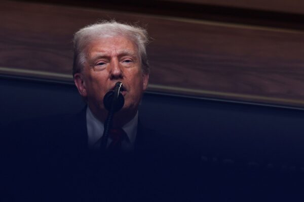 Trump signs order broadening access for alternative assets in 401(k)s
