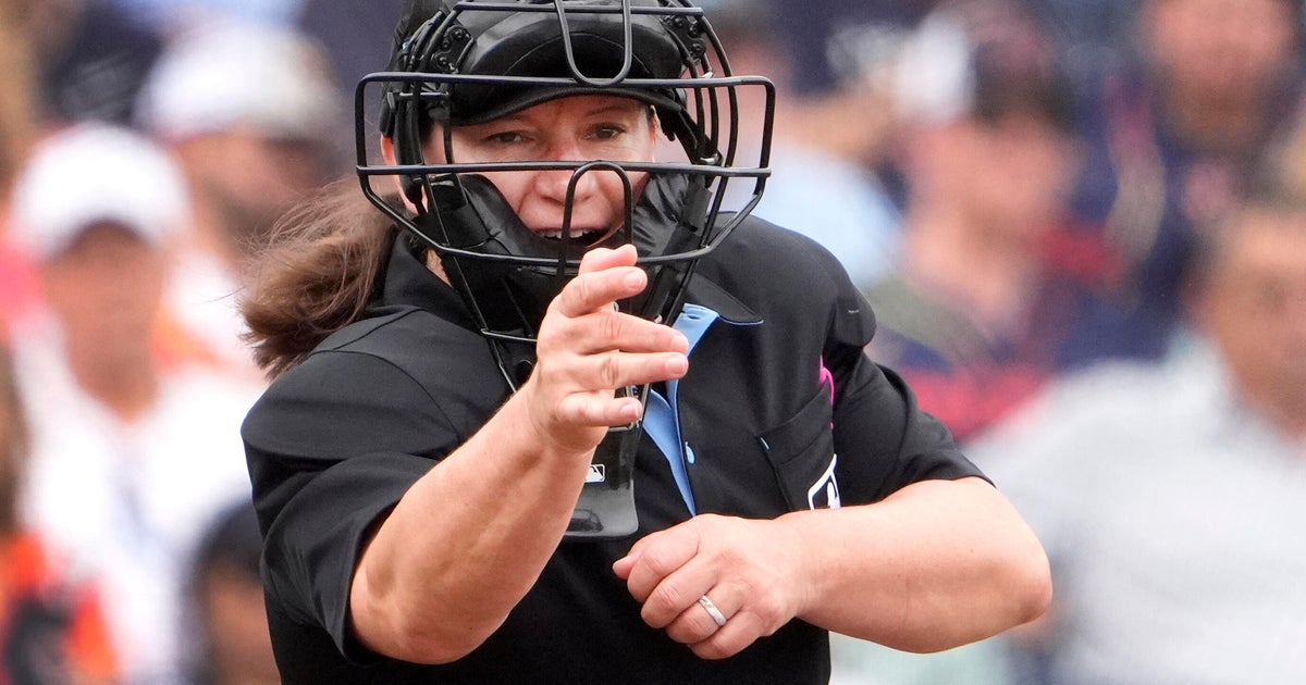 MLB calling up first female umpire for Marlins-Braves games this weekend
