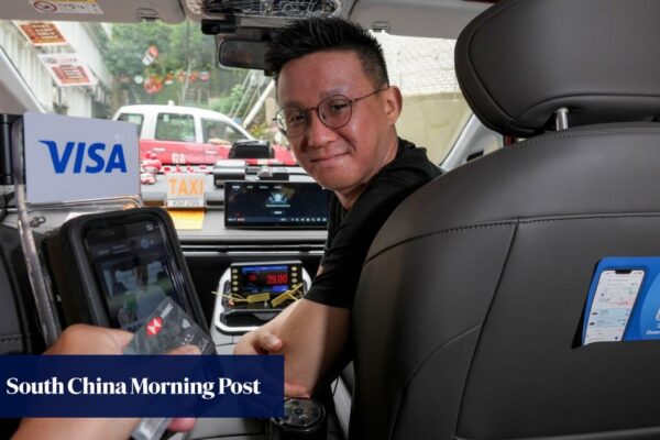 Taxi drivers encouraged to embrace e-payments with Hong Kong start-up Dash system
