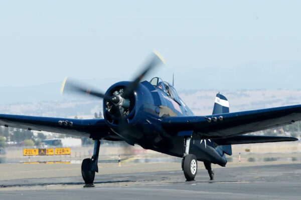 America’s last living ace pilot from World War II dies at age 103 Yahoo news home