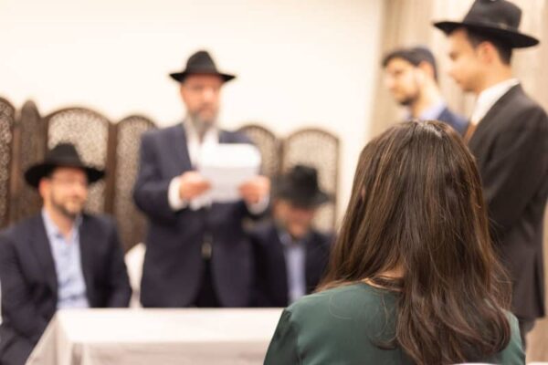 Rabbinical Court approves Jewish divorce to a woman who was unable to remarry for over 20 years Yahoo news home