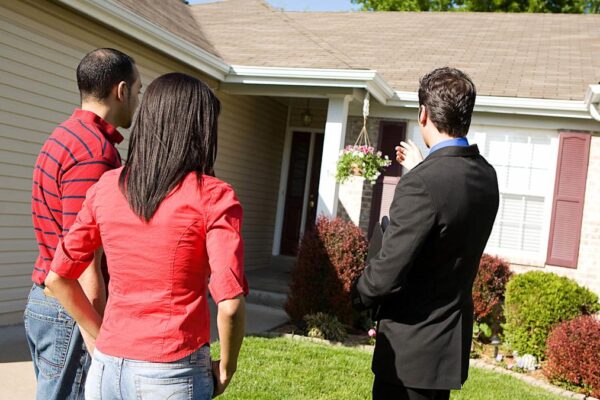 Mortgage Rates Drop to 6% and Below — Should You Buy Now or Wait Until 2026?