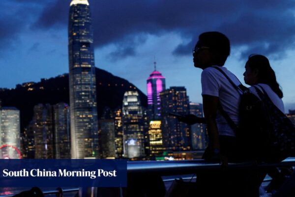 Hong Kong stocks rise ahead of earnings reports from heavyweights Alibaba and ICBC