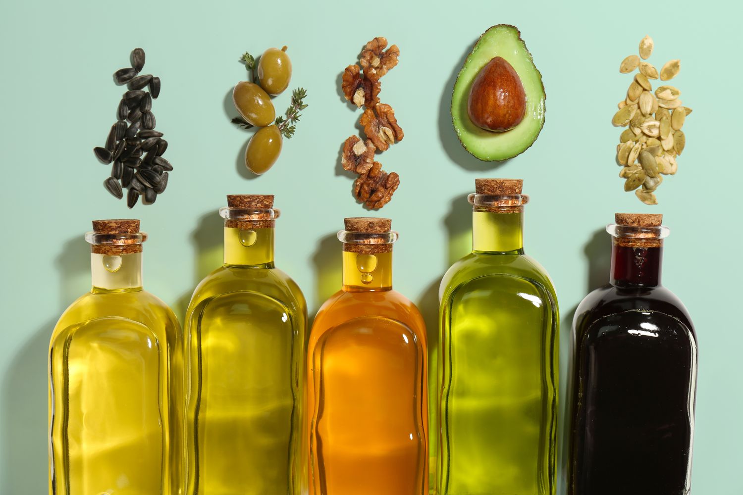 We Asked 4 Registered Dietitians to Name the Healthiest Cooking Oil, and They All Said the Same Thing