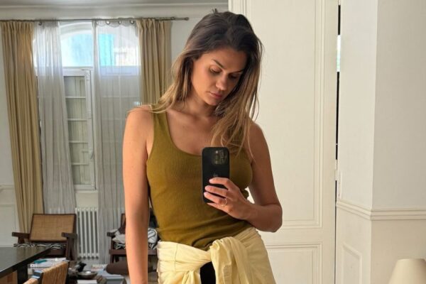 5 Chic Trends I Saw French Women Wearing in a 30° Heatwave