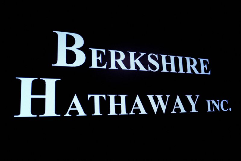 Buffett's Berkshire acquires 5 million shares in UnitedHealth
