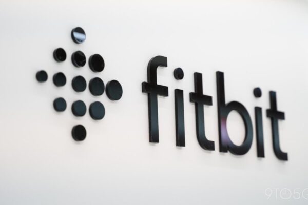 Fitbit app 4.50 rolling out with dark theme