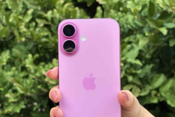 Apple iPhone 16 Review