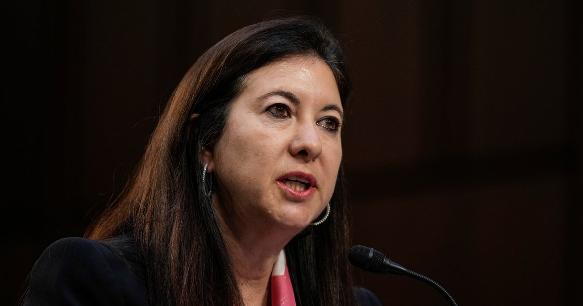Federal Reserve Board member to step down from role early, creating vacancy for Trump to fill