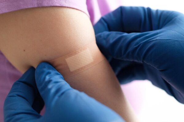 Pediatrics group's COVID-19 vaccine recommendations differ from CDC advice