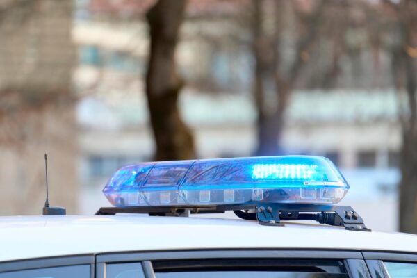 Thieves steal $2 million in jewelry from Seattle store in just 90 seconds Thieves steal $2 million in jewelry from Seattle store in just 90 seconds