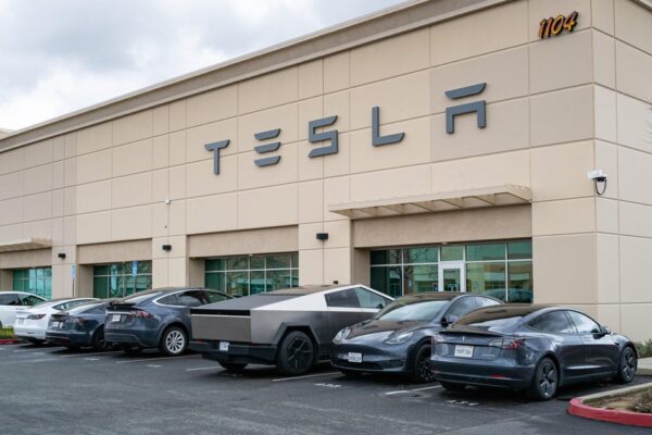 Tesla ordered to pay $200 million in punitive damages over fatal crash