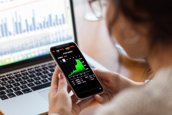 Meta Platforms and Apple Just Gave This Fellow "Magnificent Seven" Stock Great News