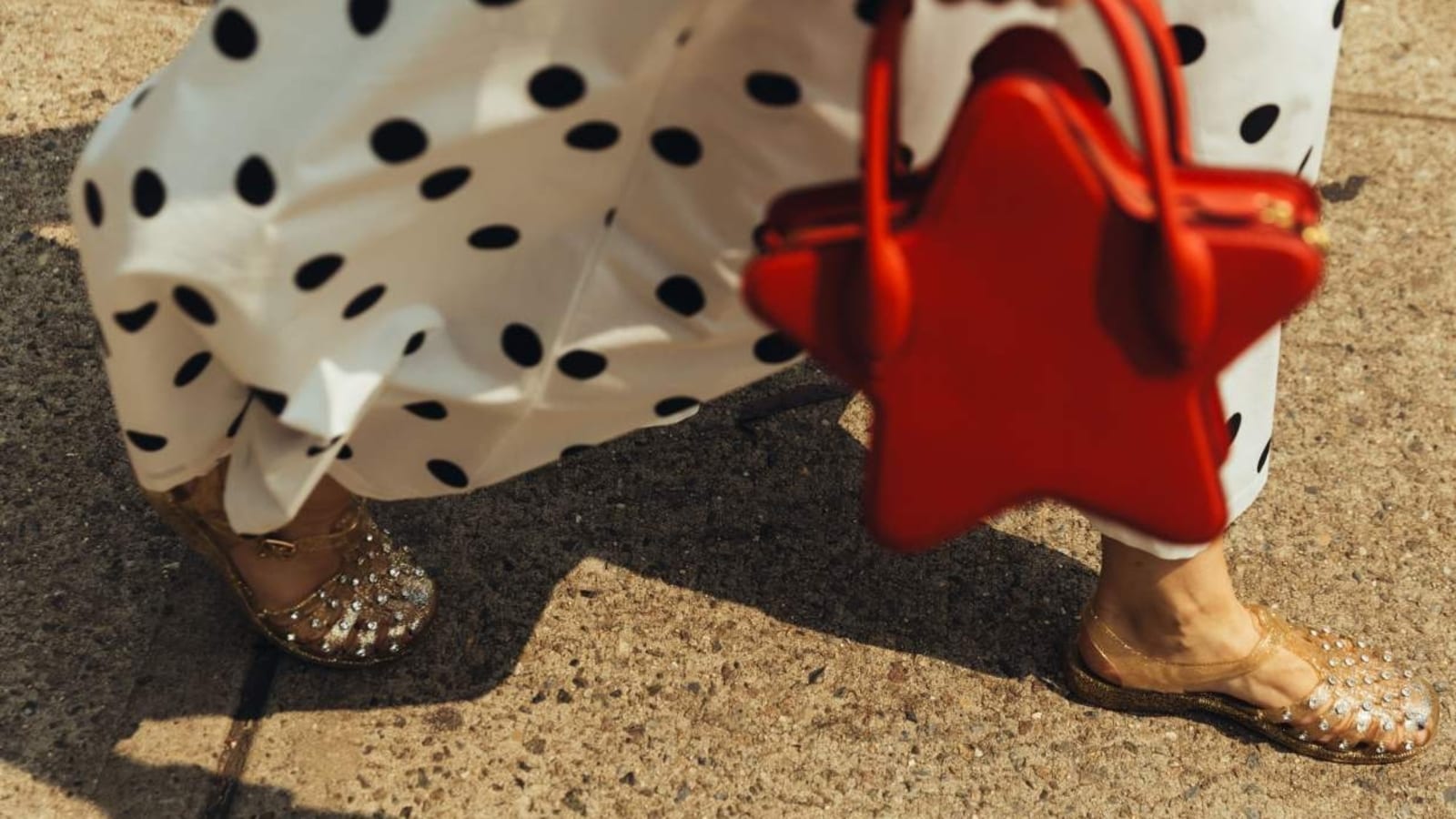 Why Are Chic Women Wearing ‘Toddler-Style’ Clothes? This Mom Gave It a Shot.