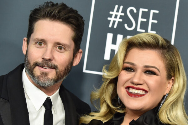 Kelly Clarkson's Best Fashion Moments During Her Marriage To Brandon Blackstock