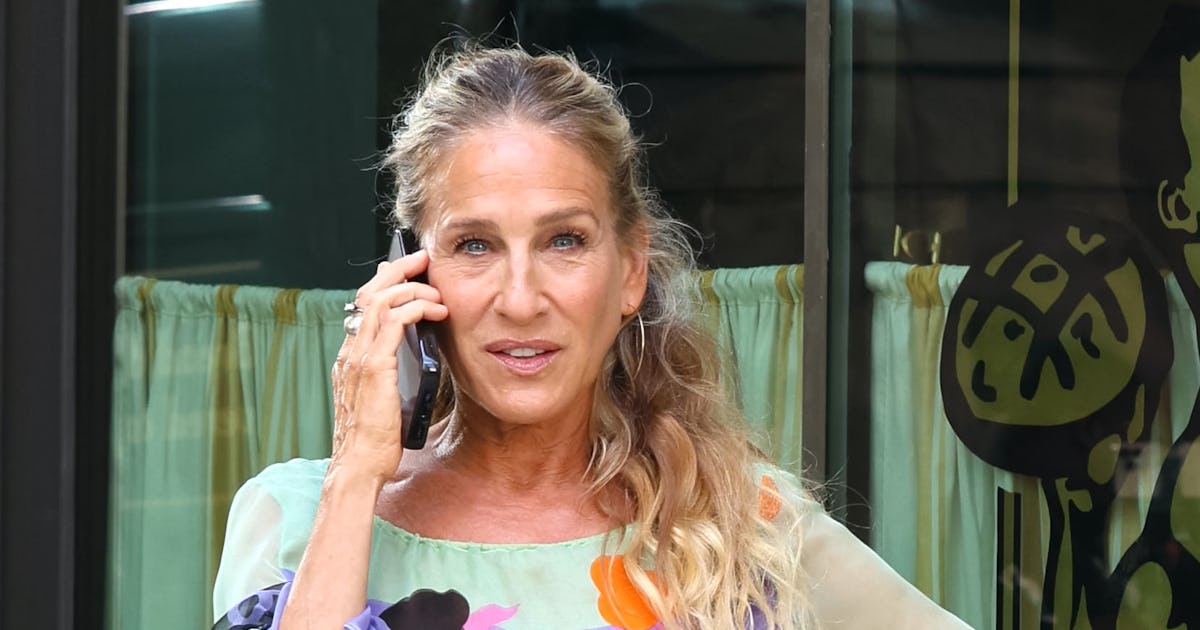 'And Just Like That' Throwback Fashion Moments To Make You Nostalgic