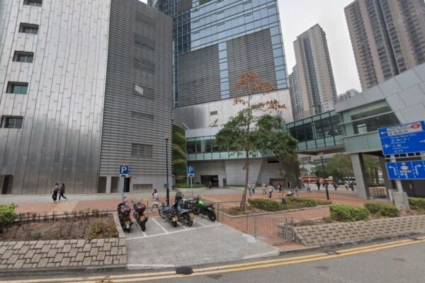 Filipino tourist dies in Hong Kong after taxi crash