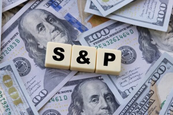 UBS Hikes S&P 500 Price Target while Warning of Near-Term Downside