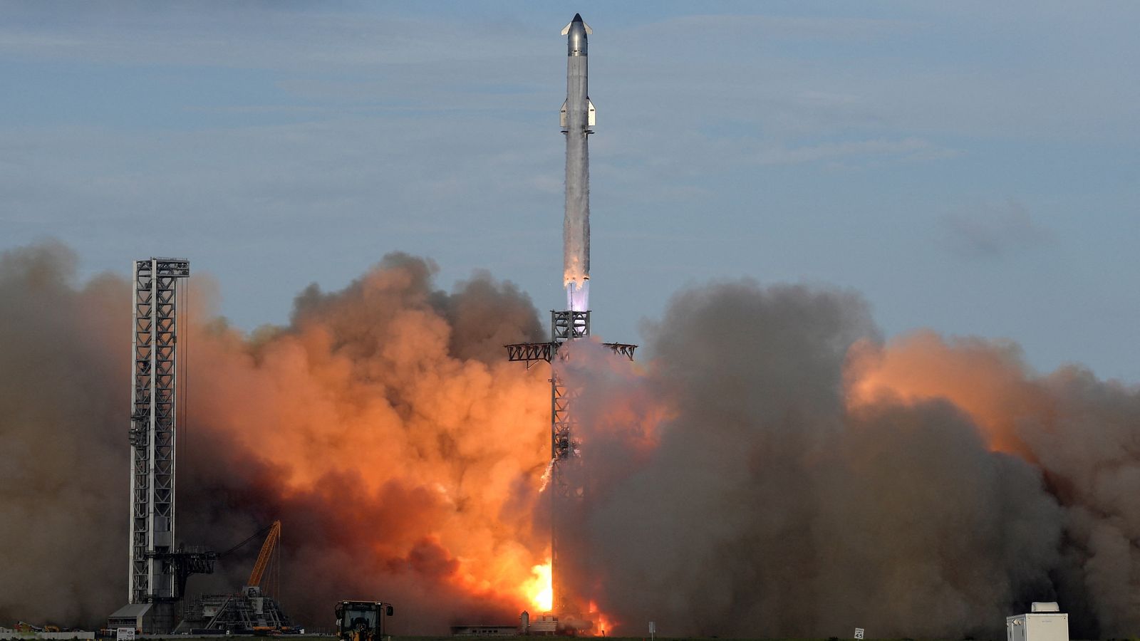 Starship: SpaceX's biggest rocket completes spectacular test flight after year of mishaps | Science, Climate & Tech News