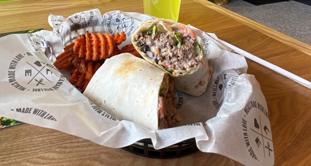 healthy food is tasty. They opened a restaurant to prove it