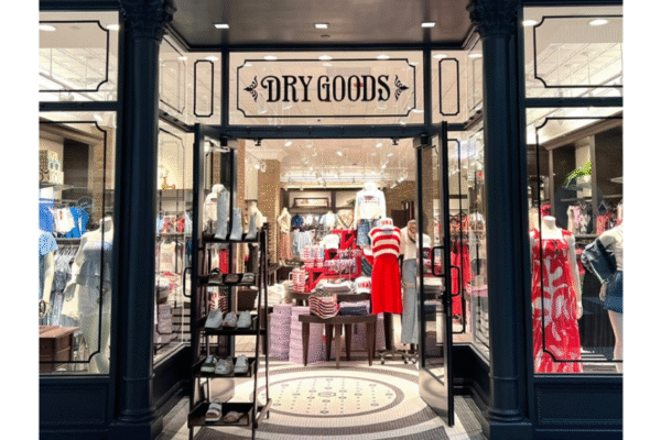 'Trend-driven' young women's fashion store opens at Lehigh Valley Mall