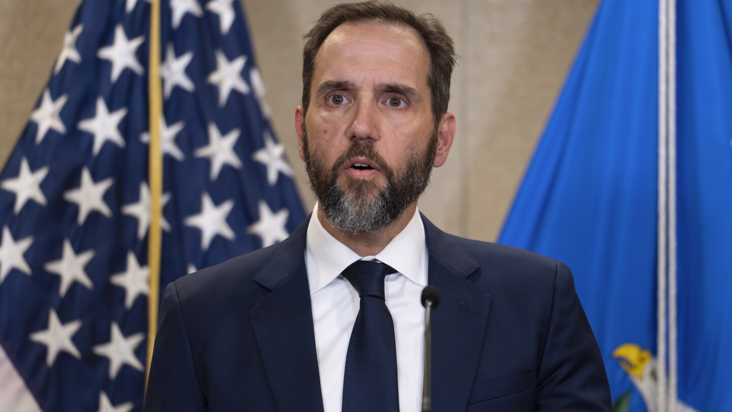 Authorities investigating ex-Trump prosecutor Jack Smith for alleged illegal political activity