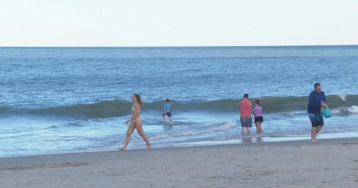 Beaches across U.S. closed on Labor Day due to bacteria levels
