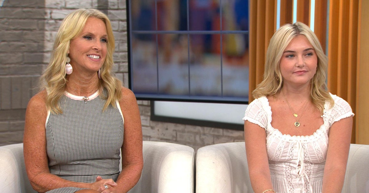 Elin Hilderbrand on launching new book series with daughter