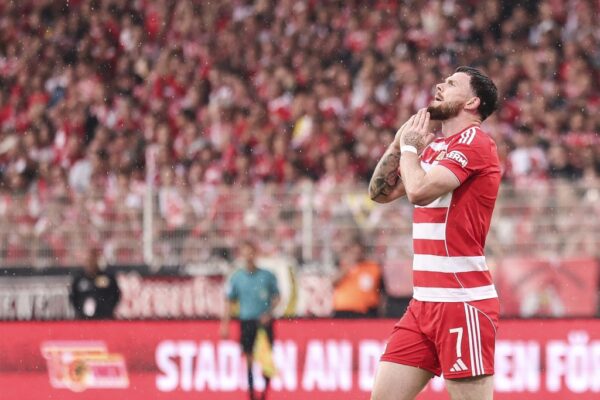 Oliver Burke trains alone after flight cancellation