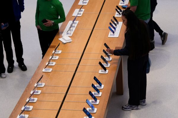 Jim Cramer's top 10 things to watch in the stock market Tuesday