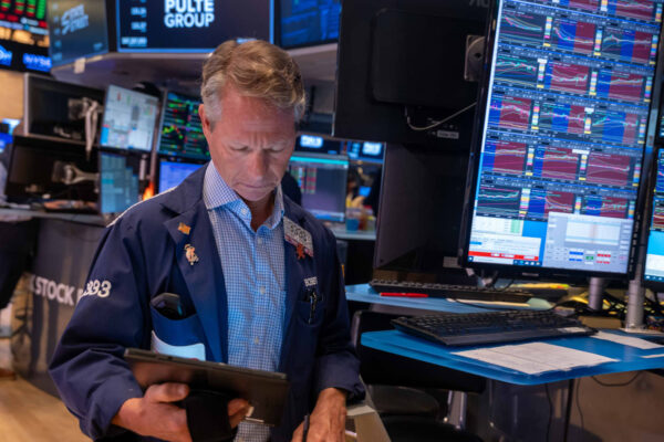 A trade that wins if rates keep going lower following the weak jobs figures
