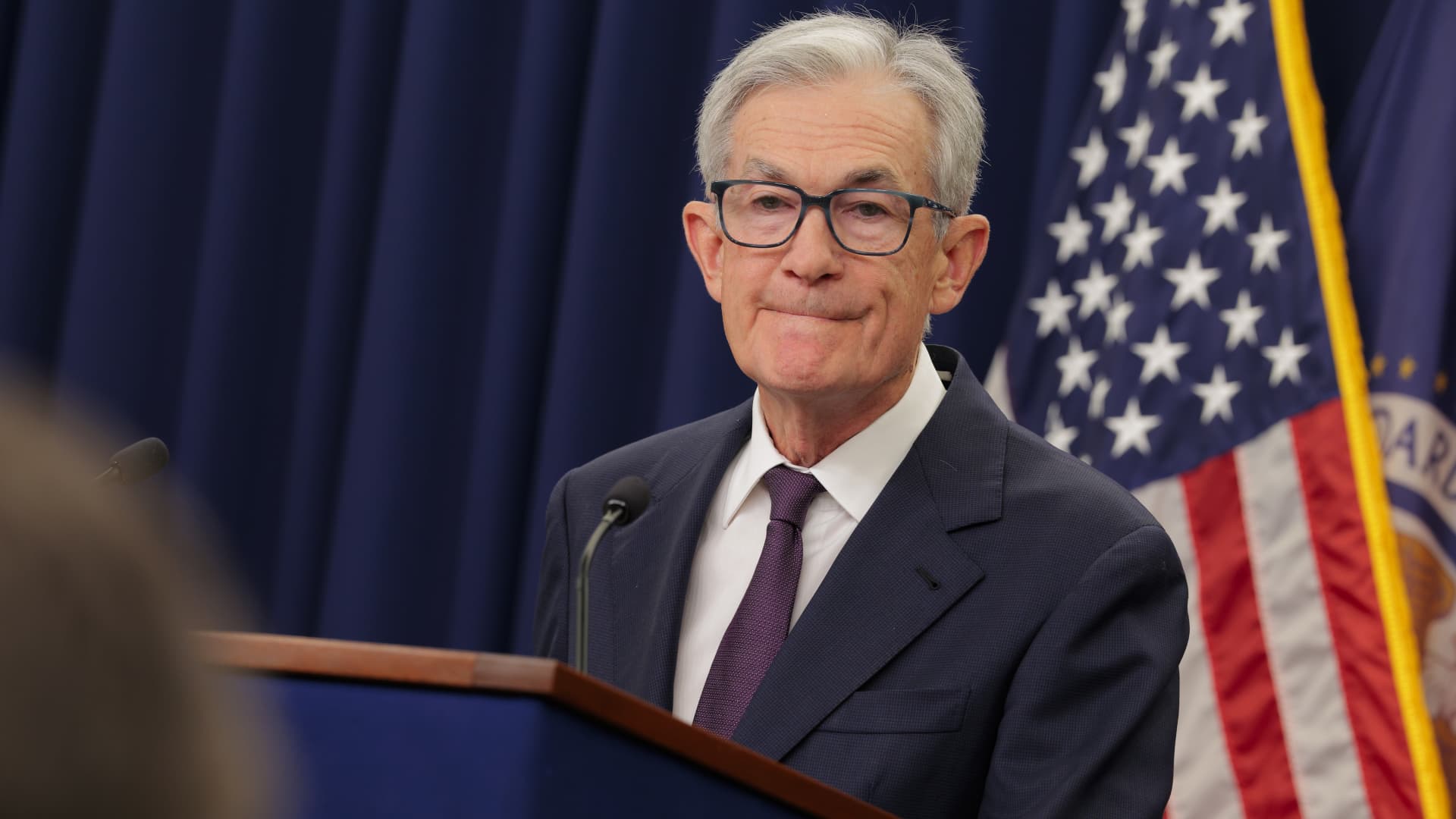 Investors aren't quite sure how to react to the Fed's quarter-point cut