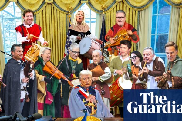 The art of the fawn: pouring praise on Trump is latest political phenomenon | Donald Trump