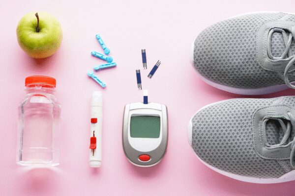 Simple lifestyle changes to manage diabetes at office jobs