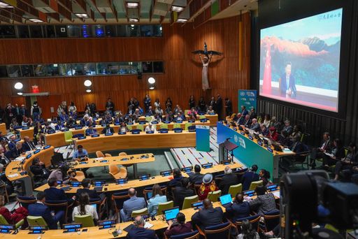 China pledges 7-10% emissions cut by 2035 as Türkiye, Europe push climate action at UN summit