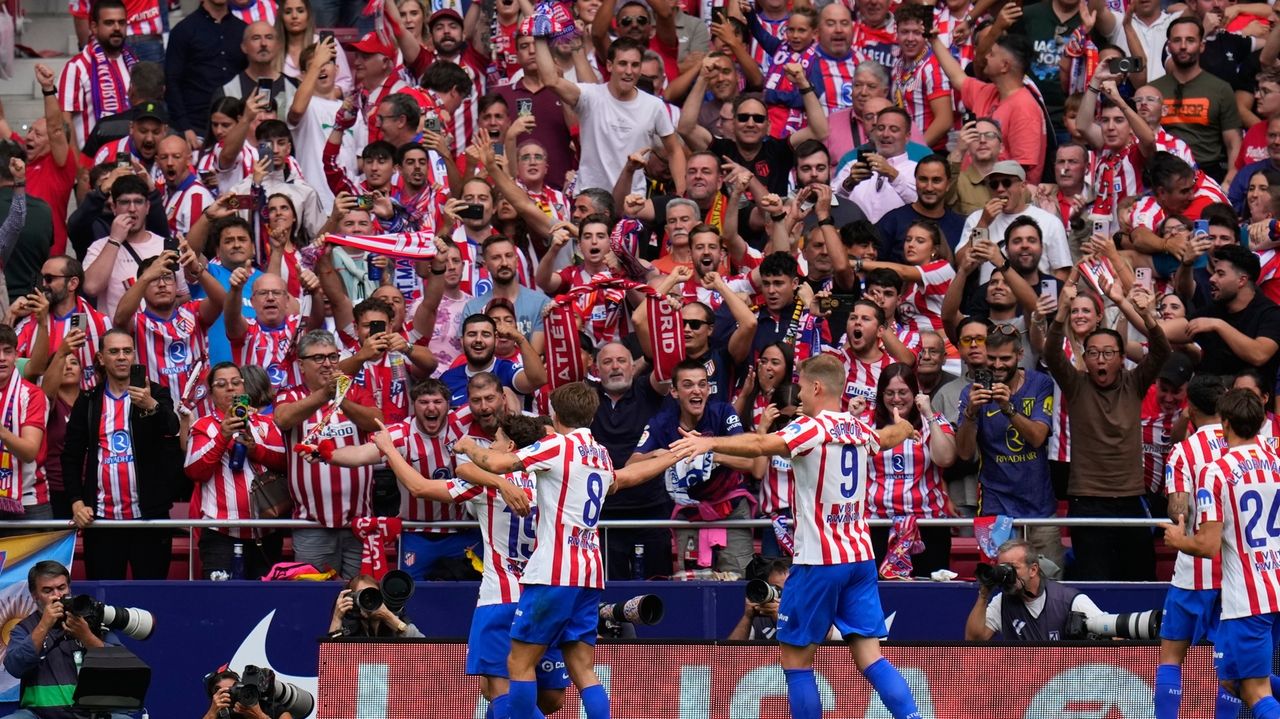 Álvarez scores twice as Atletico crushes Real Madrid 5-2 in La Liga derby
