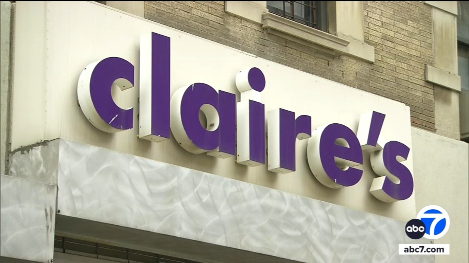 Fashion retailer 'Claire's' closing more stores amid second bankruptcy, including in Southern California