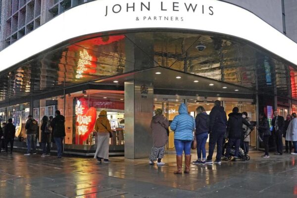 Topshop returning to UK high streets in John Lewis stores