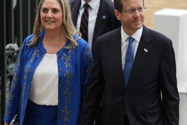 Minister defends prospect of Government meeting Israeli president in UK