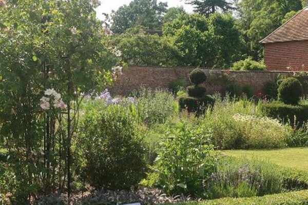 Delve into Hillingdon's history as a heritage member